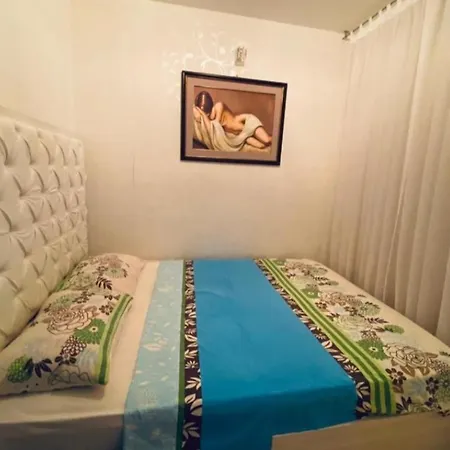 Hedon Apartamento Budva